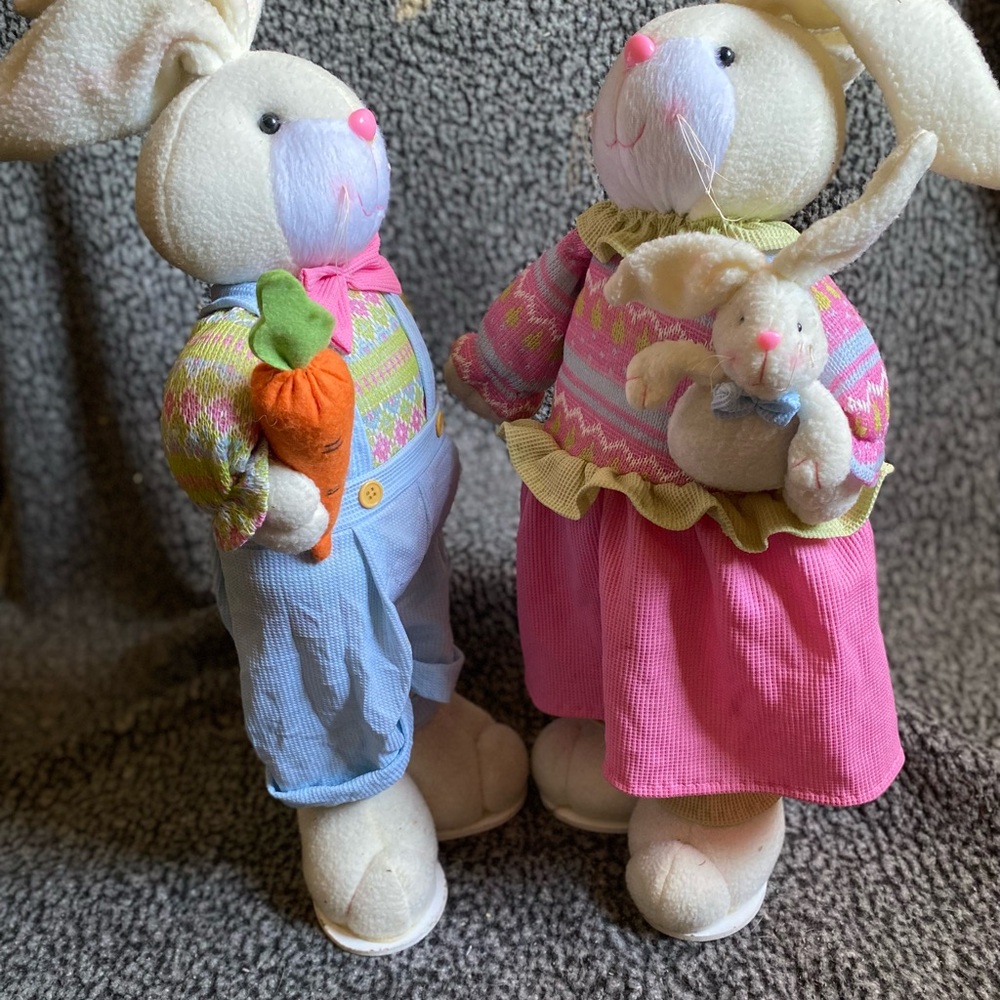 Adorable Bunny Couple Decor - Picture 11 of 11
